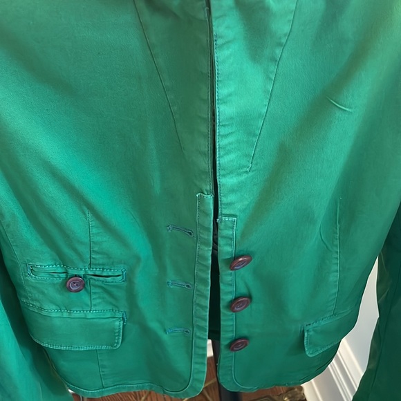 Selling DAUGHTERS of the LIBERATION brand Blazer size fits to medium-large - Picture 5 of 5